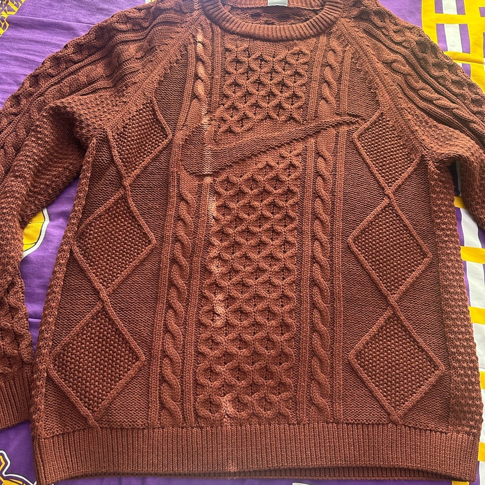 Nike Men's Brown Cable Knit Sweater